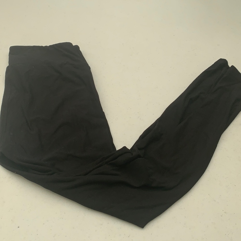 Black lularoe leggings